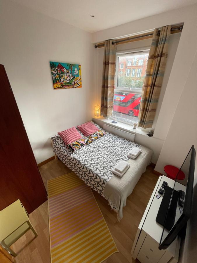 לונדון Spacious Family Flat מראה חיצוני תמונה